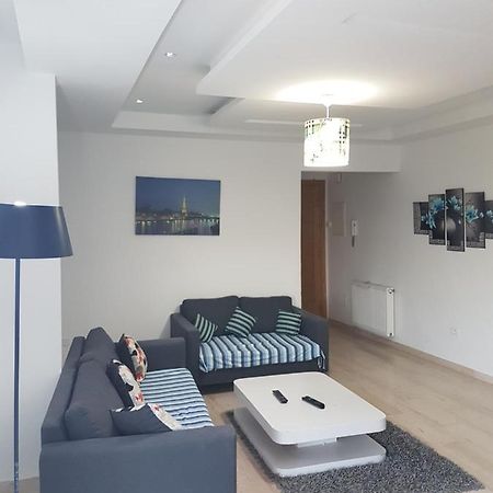 Ain Zaghouan Apart In Front Of Tunis Mall Lac 2 Apartment Room photo