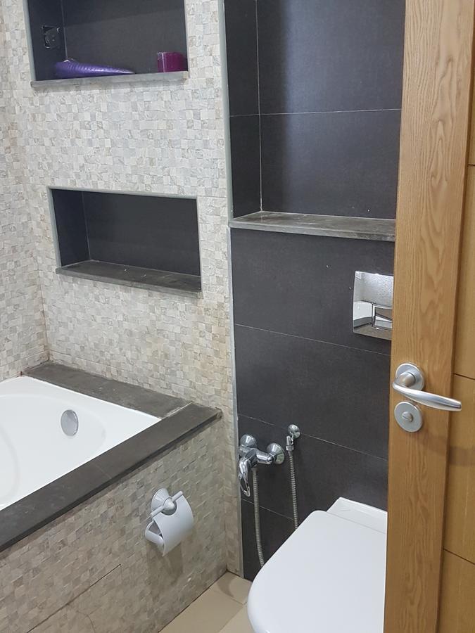Ain Zaghouan Apart In Front Of Tunis Mall Lac 2 Apartment Exterior photo
